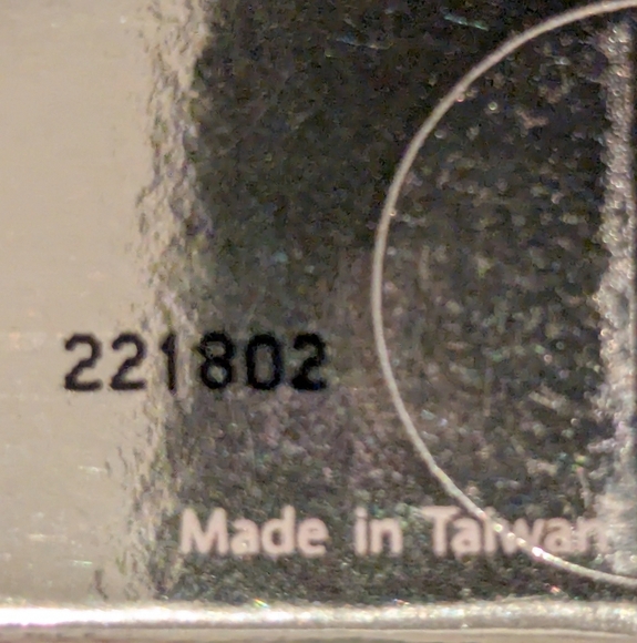 Girlactik Metallic Eye Sparkle Shadow Color-Glam New in Box - Picture 11 of 11